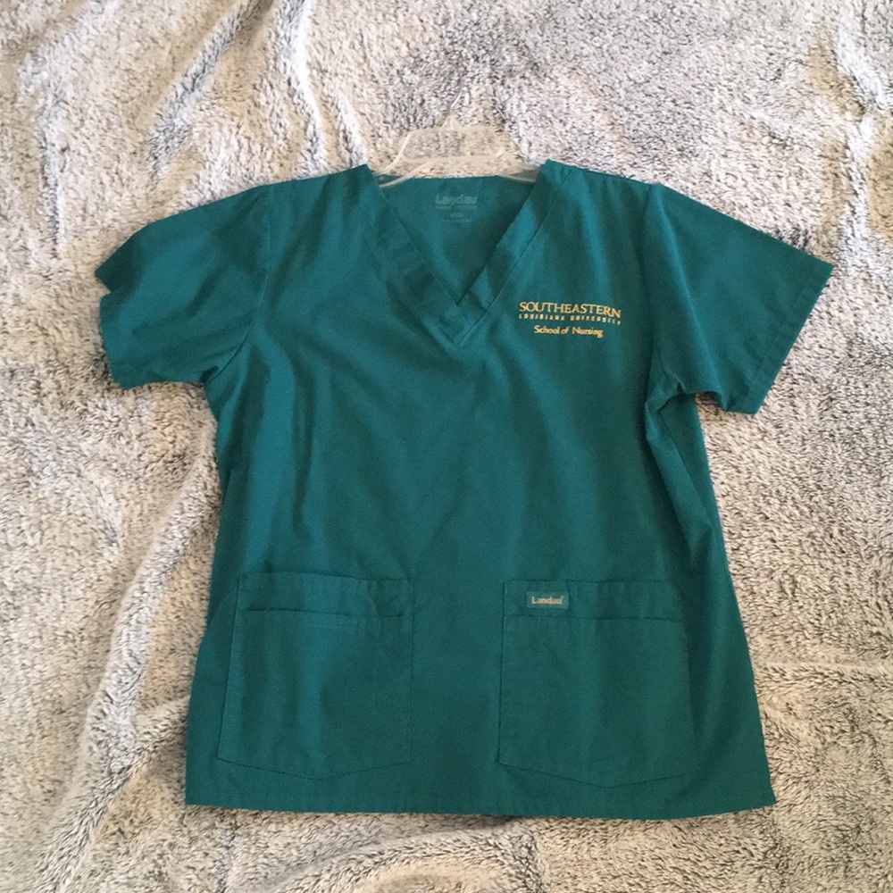 Southeastern nursing school scrub shirt